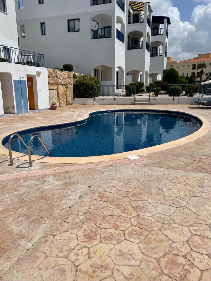 Chloraka Park D101 Apartment Paphos Bagian luar foto