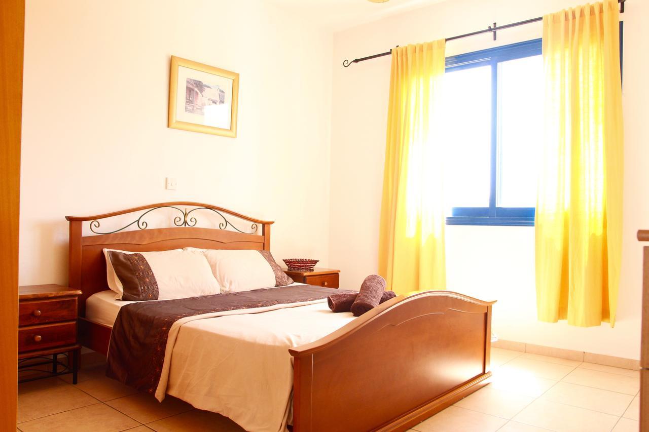 Chloraka Park D101 Apartment Paphos Bagian luar foto