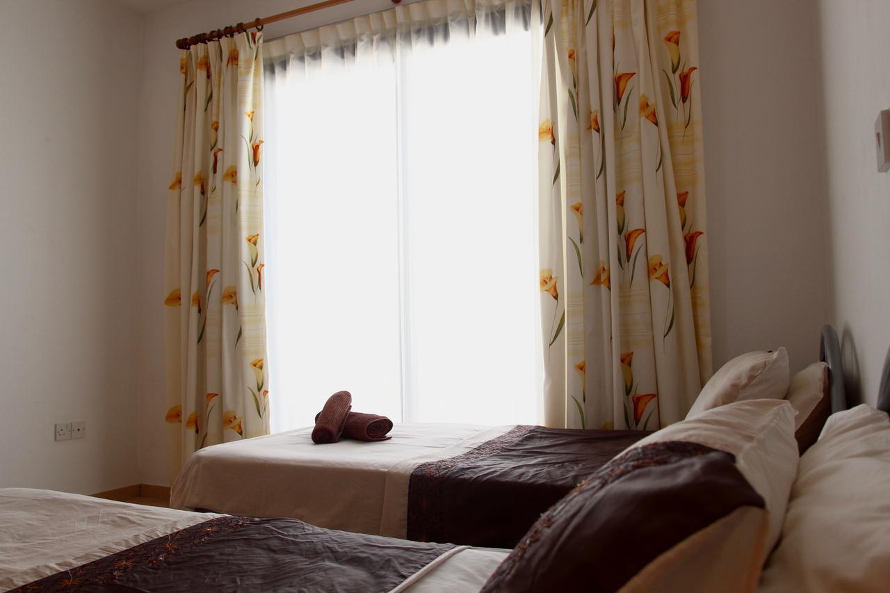 Chloraka Park D101 Apartment Paphos Bagian luar foto