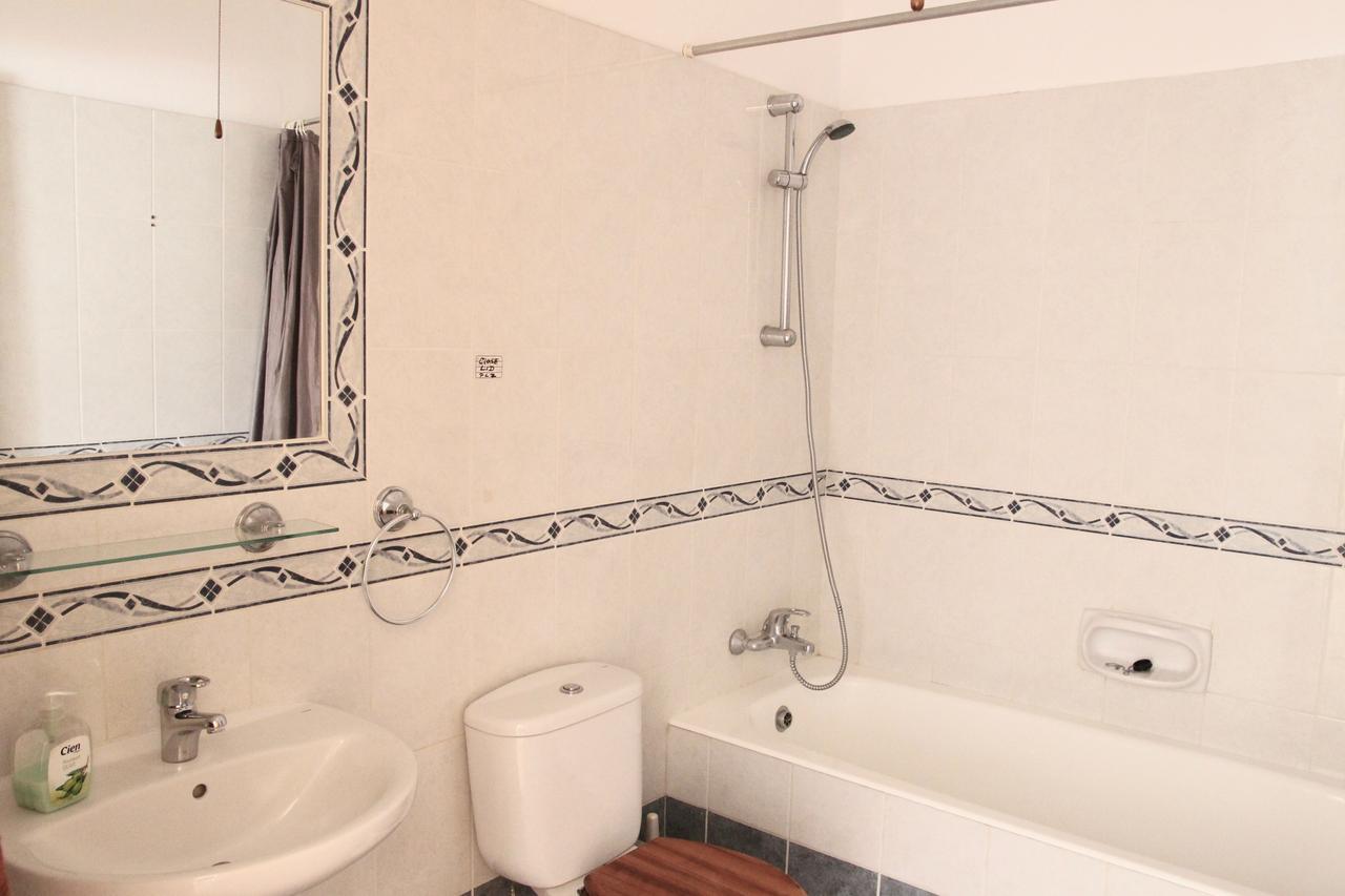 Chloraka Park D101 Apartment Paphos Bagian luar foto